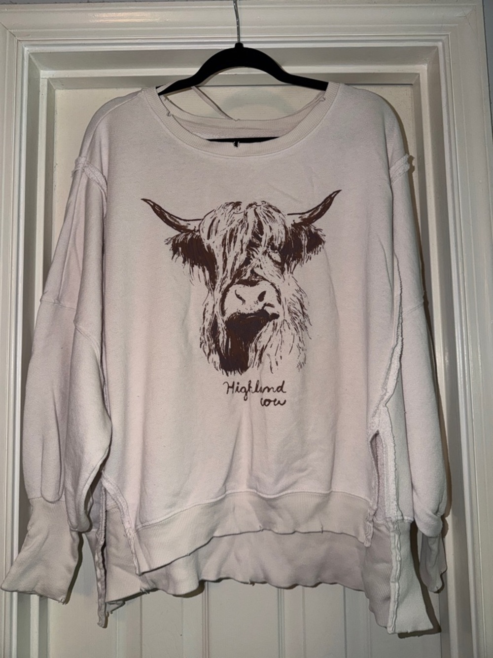 We The Free Free People Cream Highland Cow Graphic Sweatshirt